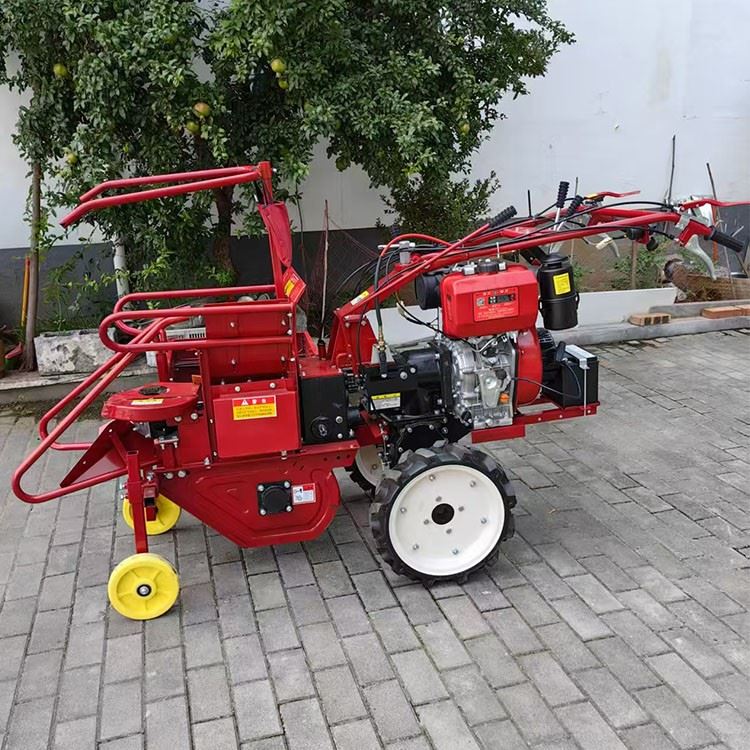 Lejè Single-Row Mayi Harvester|Ki fèt espesyalman pou zòn Hilly ak ti teren tè.